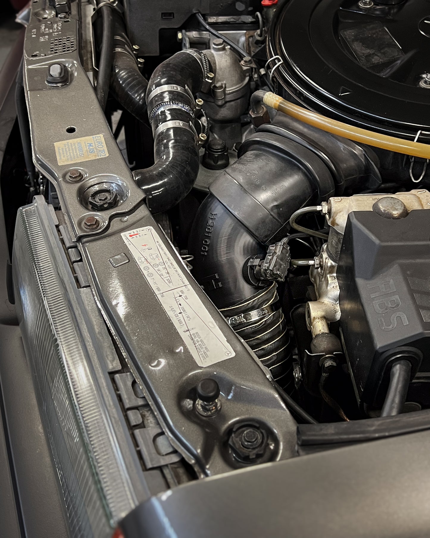 Cold Air Intake "OEM Stoßstange" Mercedes W201 190E